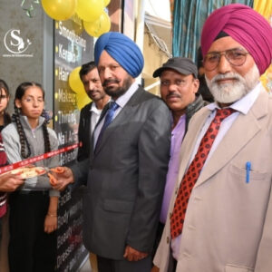 Top 10 Best Bhullar Unisex Salon & Academy Mallan Wala, Firozepur (Punjab)